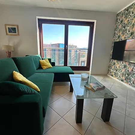 Centrum Krawiecka 4 *